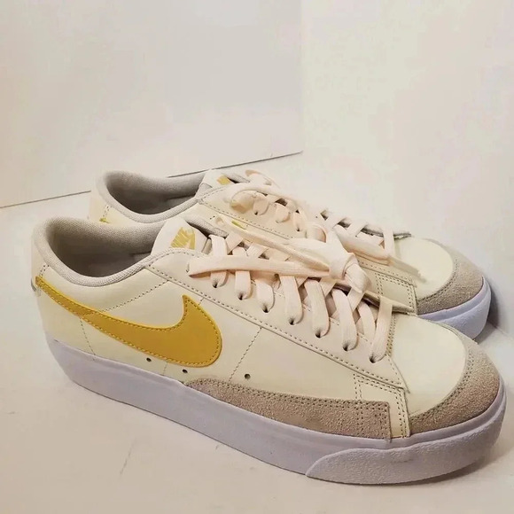 NIKE WOMEN'S BLAZER LOW PLATFORM - PALE IVORY/SATURN GOLD/WHITE 11 - Picture 7 of 11